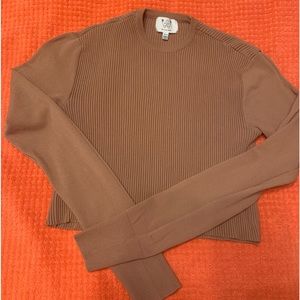 Six.crisp.days Crop Top , size XS/S